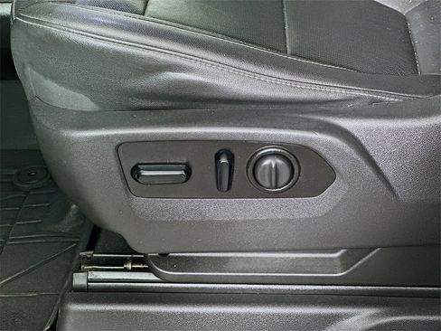 Used 2021 Chevrolet Silverado 2500 LTZ w/ LTZ Premium Package image 22