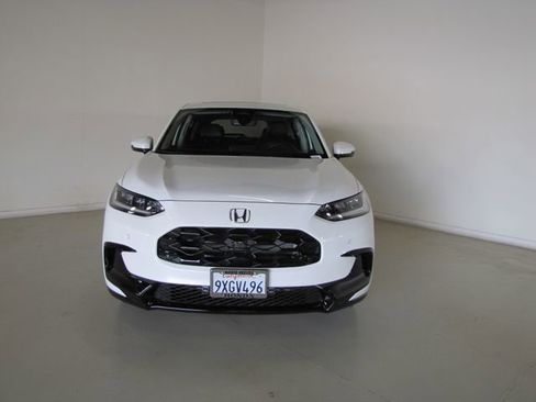 Certified 2026 Honda HR-V EX-L image 2