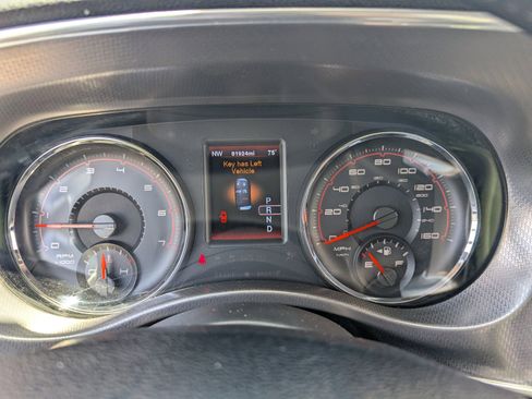 Used 2012 Dodge Charger R/T RWD image 29
