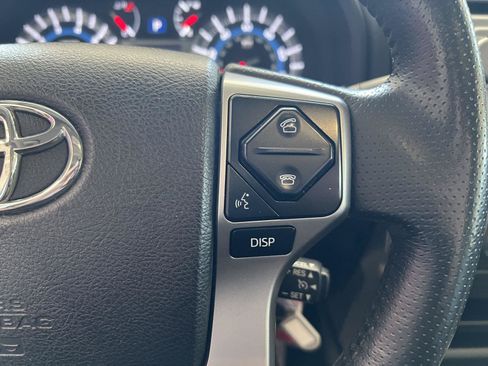 Used 2019 Toyota 4Runner SR5 Premium AWD/4WD image 21