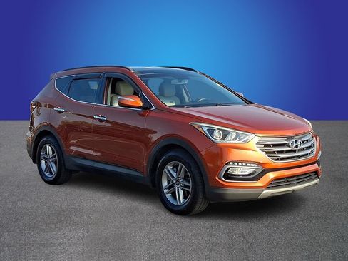 Used 2017 Hyundai Santa Fe Sport w/ 2.4L Tech Package 04 FWD image 3