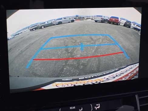 Used 2025 Toyota Sienna XSE w/ XSE Premium Package image 5