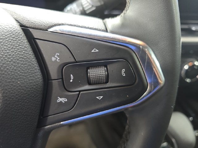 Used 2024 Chevrolet Trax ACTIV w/ Sunroof Package FWD image 21