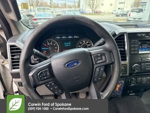 Used 2015 Ford F150 XLT w/ Max Trailer Tow Package image 11