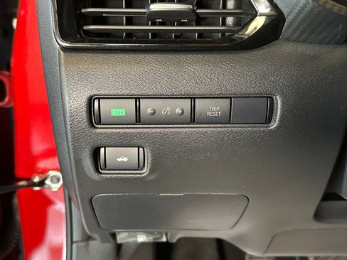 Used 2024 Nissan Sentra SV w/ All-Weather Package FWD image 18