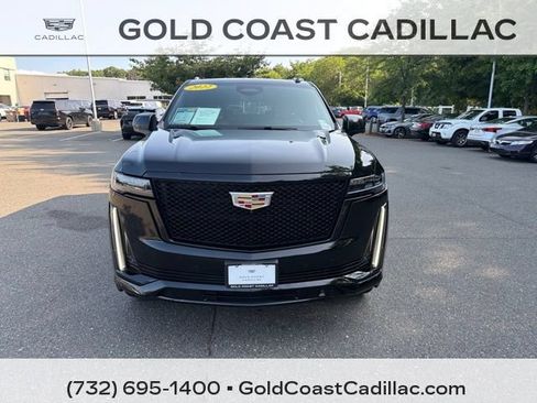 Used 2022 Cadillac Escalade Sport w/ Touring Package AWD/4WD image 5