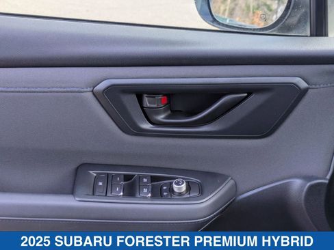 Certified 2025 Subaru Forester Premium AWD/4WD image 13