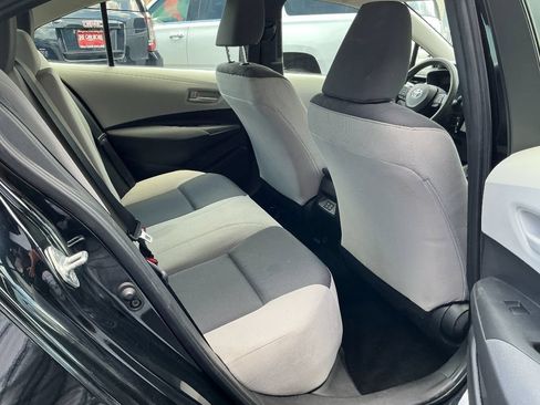 Used 2024 Toyota Corolla LE FWD image 6