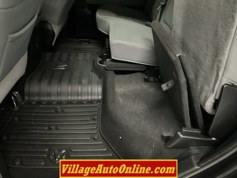 Used 2018 RAM 1500 Big Horn AWD/4WD image 28