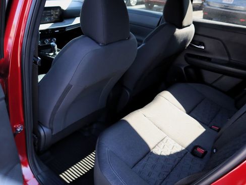 Used 2025 Nissan Kicks SR image 10