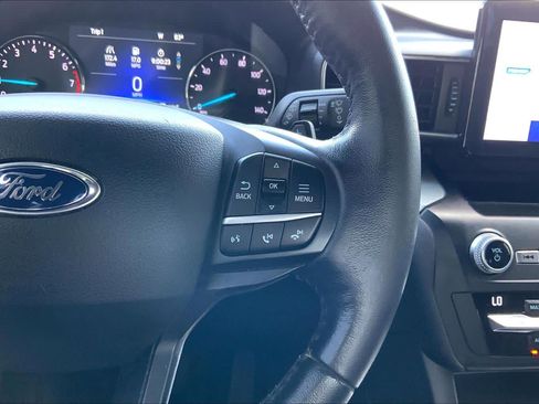 Used 2020 Ford Explorer XLT w/ Equipment Group 202A AWD/4WD image 24