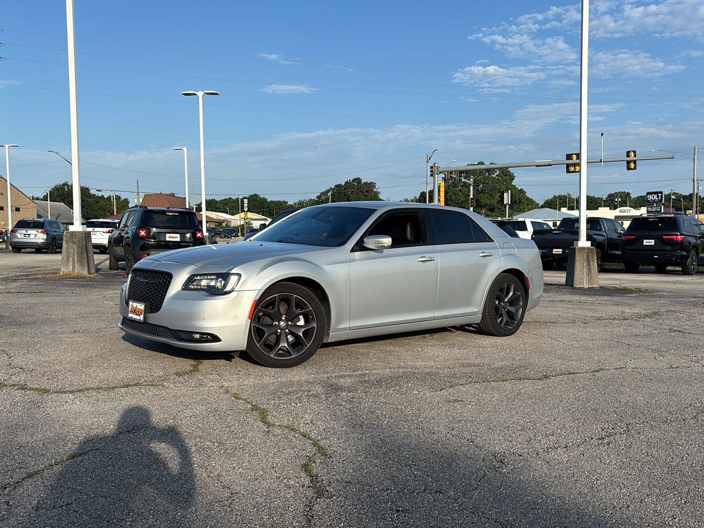 Used 2023 Chrysler 300 S RWD image 2