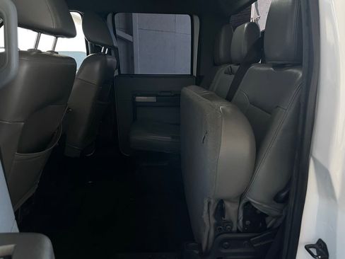 Used 2011 Ford F250 XLT w/ XLT Premium Pkg image 16