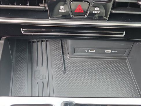 New 2026 Volkswagen Atlas SE image 22