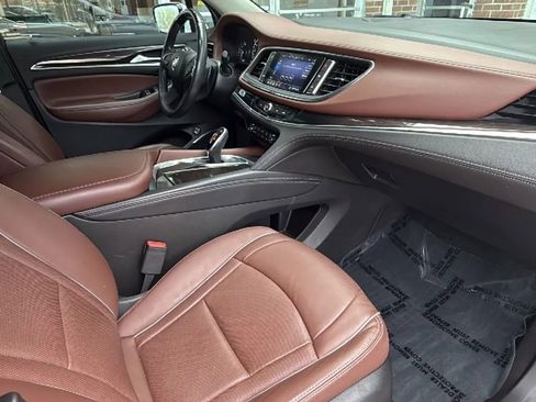 Used 2021 Buick Enclave Avenir w/ Avenir Technology Package image 30