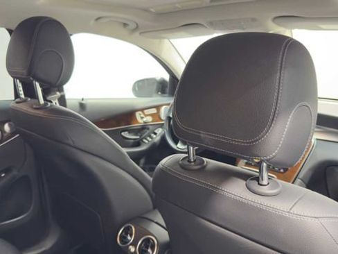 Used 2017 Mercedes-Benz GLC 300 4MATIC Coupe image 15