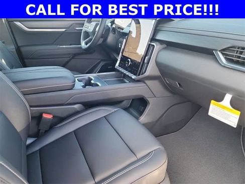 New 2026 GMC Acadia Elevation w/ Super Cruise Package image 17