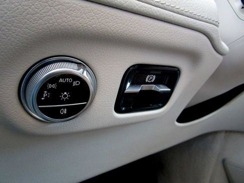 Used 2023 Mercedes-Benz EQS 450+ 4MATIC Sedan image 35