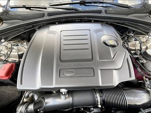 New 2026 Land Rover Range Rover Velar Dynamic SE image 13