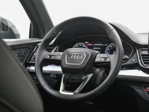 Certified 2025 Audi Q5 2.0T Premium w/ Convenience Plus Package image 22