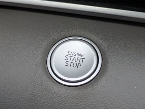 Used 2023 Hyundai Elantra SEL FWD image 26