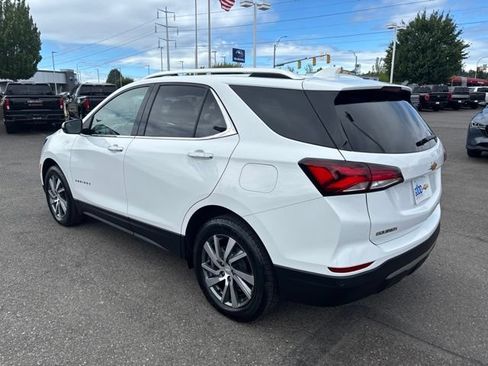 Used 2022 Chevrolet Equinox Premier AWD/4WD image 3