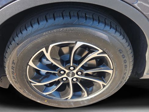 Used 2024 Lincoln Nautilus Premier w/ Equipment Group 102A image 22