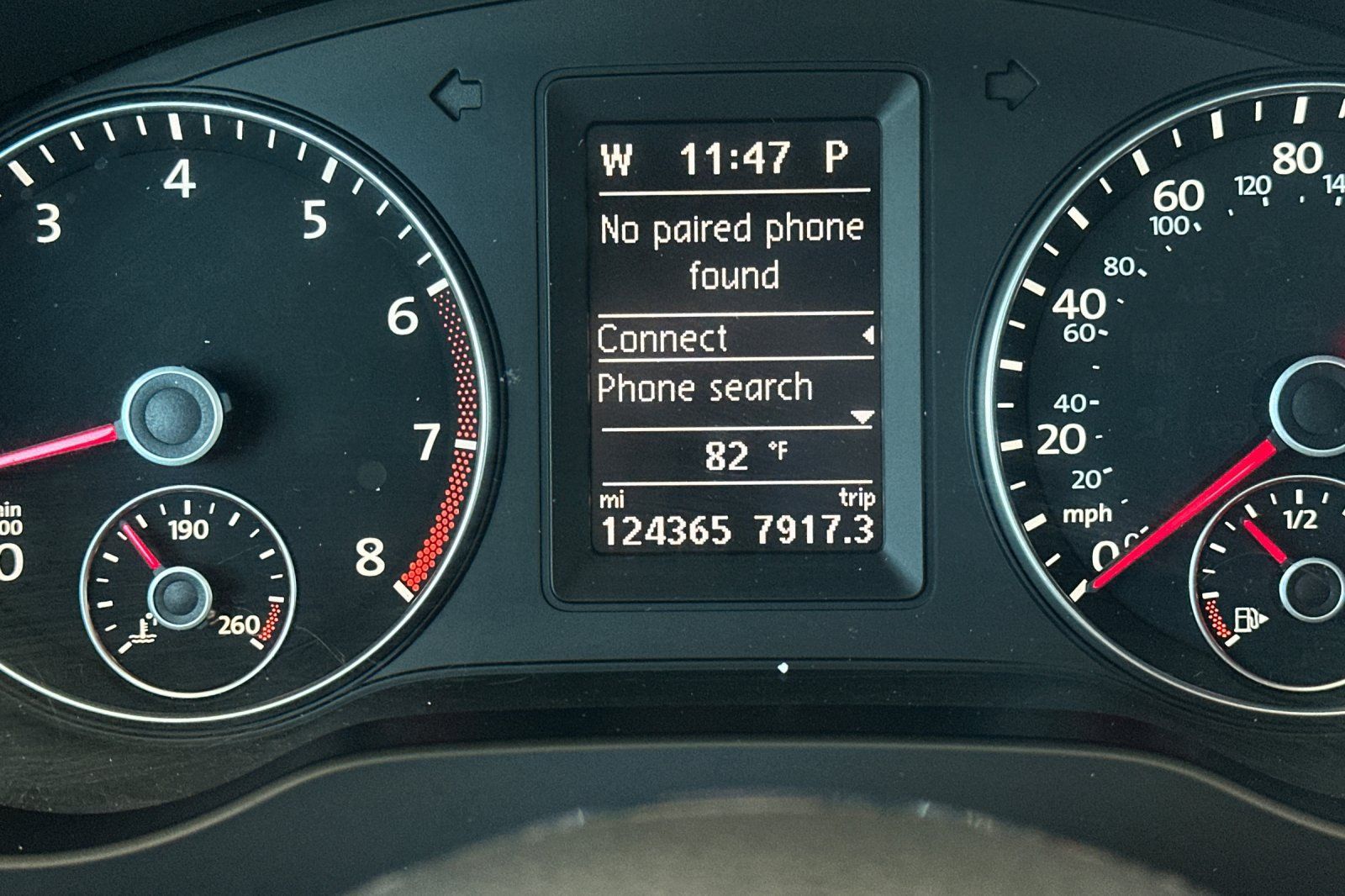 Used 2014 Volkswagen Jetta GLI Autobahn FWD image 23