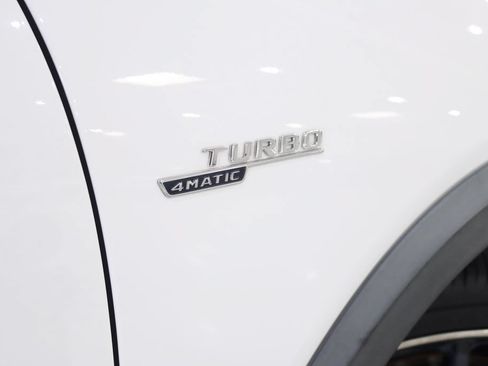 Used 2022 Mercedes-Benz GLB 35 AMG 4MATIC image 13