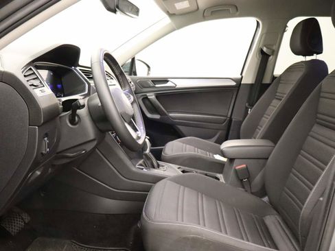 Used 2024 Volkswagen Tiguan S image 13