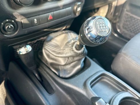 Used 2016 Jeep Wrangler Sport image 17