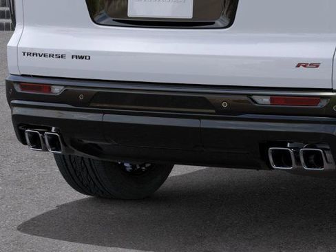 New 2026 Chevrolet Traverse RS w/ LPO, Floor Liner Package image 38