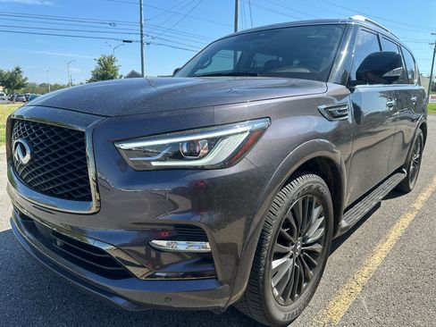 Used 2023 INFINITI QX80 Premium Select w/ All-Season Package RWD image 8