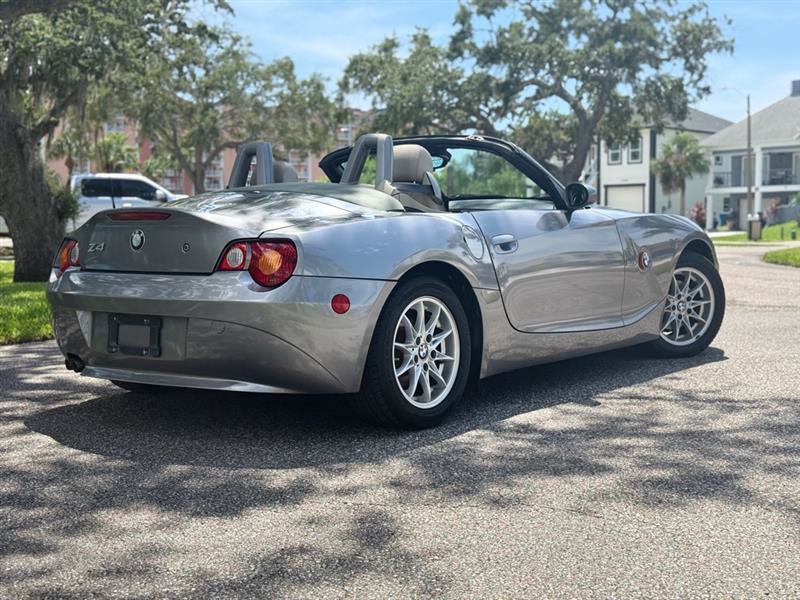 Used 2004 BMW Z4 2.5i RWD image 5