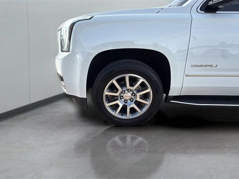 Used 2018 GMC Yukon Denali image 57