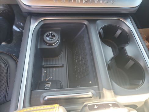 New 2025 Ford Expedition Tremor image 22