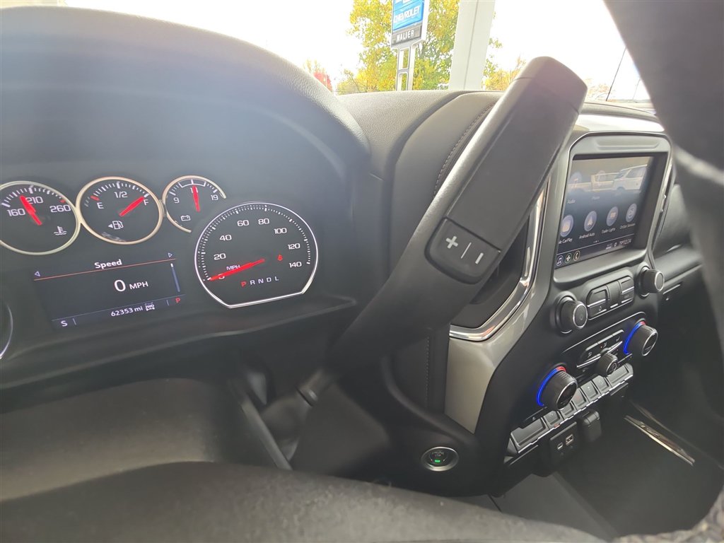 Used 2022 Chevrolet Silverado 1500 RST AWD/4WD image 16