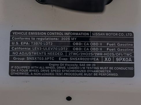 Used 2025 Nissan Pathfinder SV w/ SV Premium Package FWD image 32