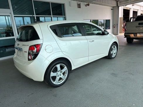 Used 2015 Chevrolet Sonic LTZ FWD image 7