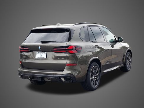 New 2026 BMW X5 xDrive40i w/ M Sport Package AWD/4WD image 6