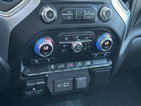 Used 2021 GMC Sierra 2500 SLE w/ SLE Convenience Package AWD/4WD image 19