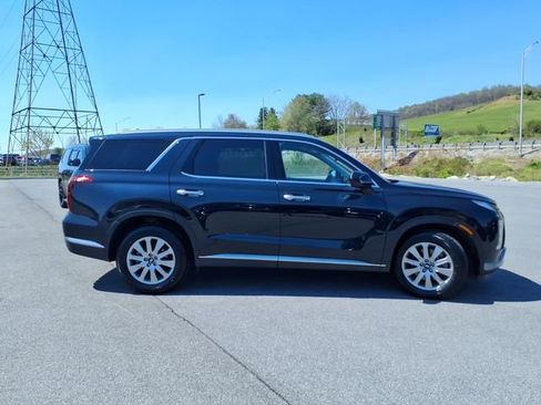Used 2024 Hyundai Palisade SEL FWD image 7