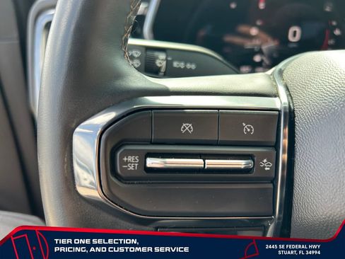 Certified 2023 GMC Canyon AT4 w/ AT4 Premium Package AWD/4WD image 16