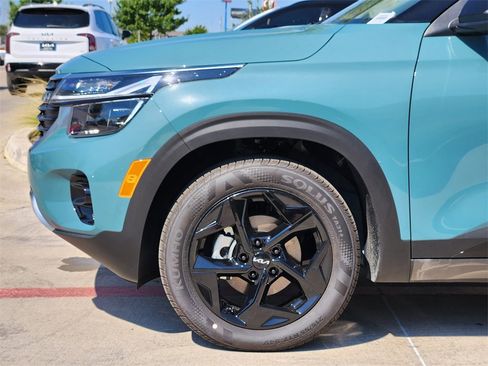 New 2026 Kia Seltos S image 5