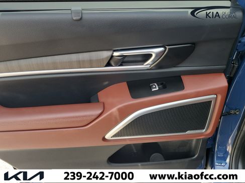 Certified 2023 Kia Telluride EX w/ EX Captain's Chair Package AWD/4WD image 14