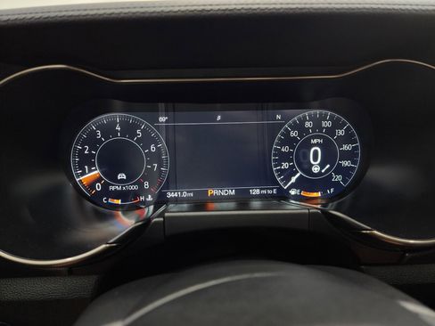 Used 2022 Ford Mustang Shelby GT500 w/ Technology Package image 10