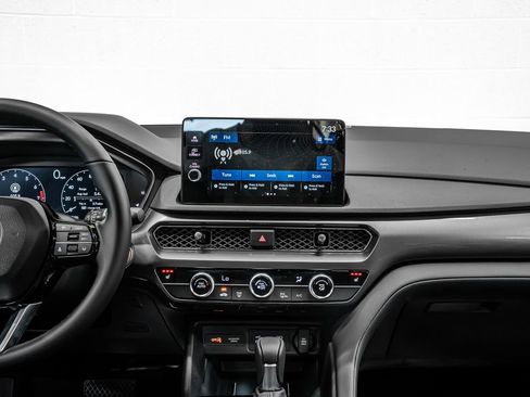 New 2026 Acura Integra image 14