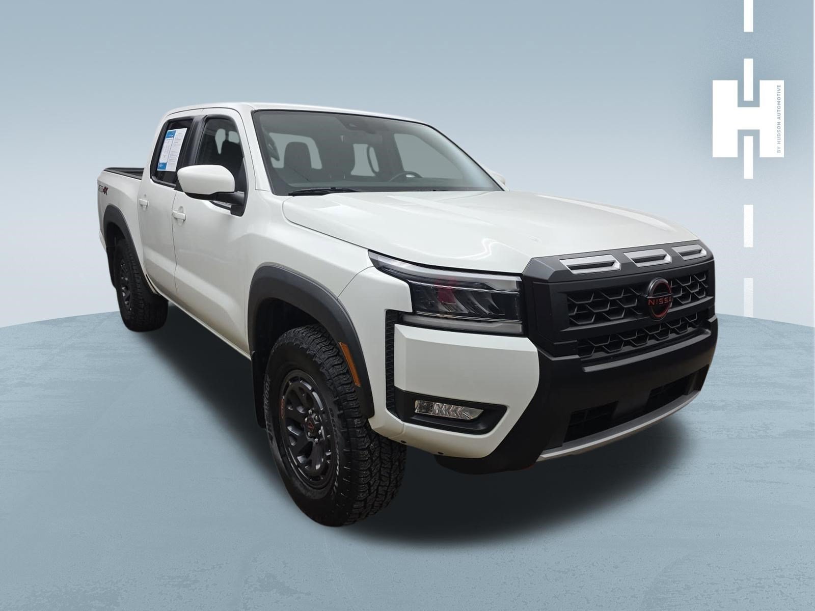 Used 2025 Nissan Frontier PRO-4X AWD/4WD image 1