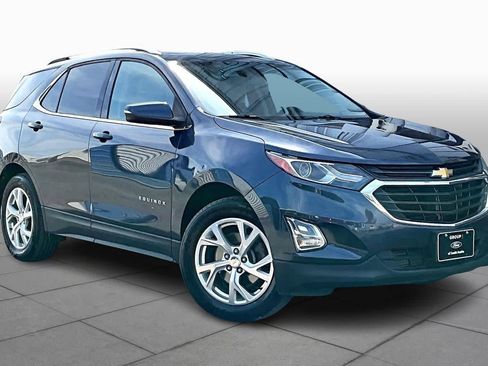 Used 2018 Chevrolet Equinox LT w/ Sun & Infotainment Package image 3