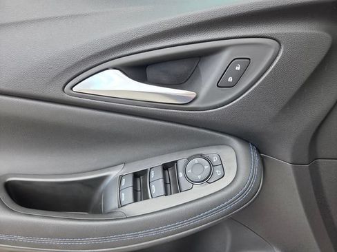 Used 2026 Buick Encore GX Sport Touring w/ Comfort Package FWD image 19